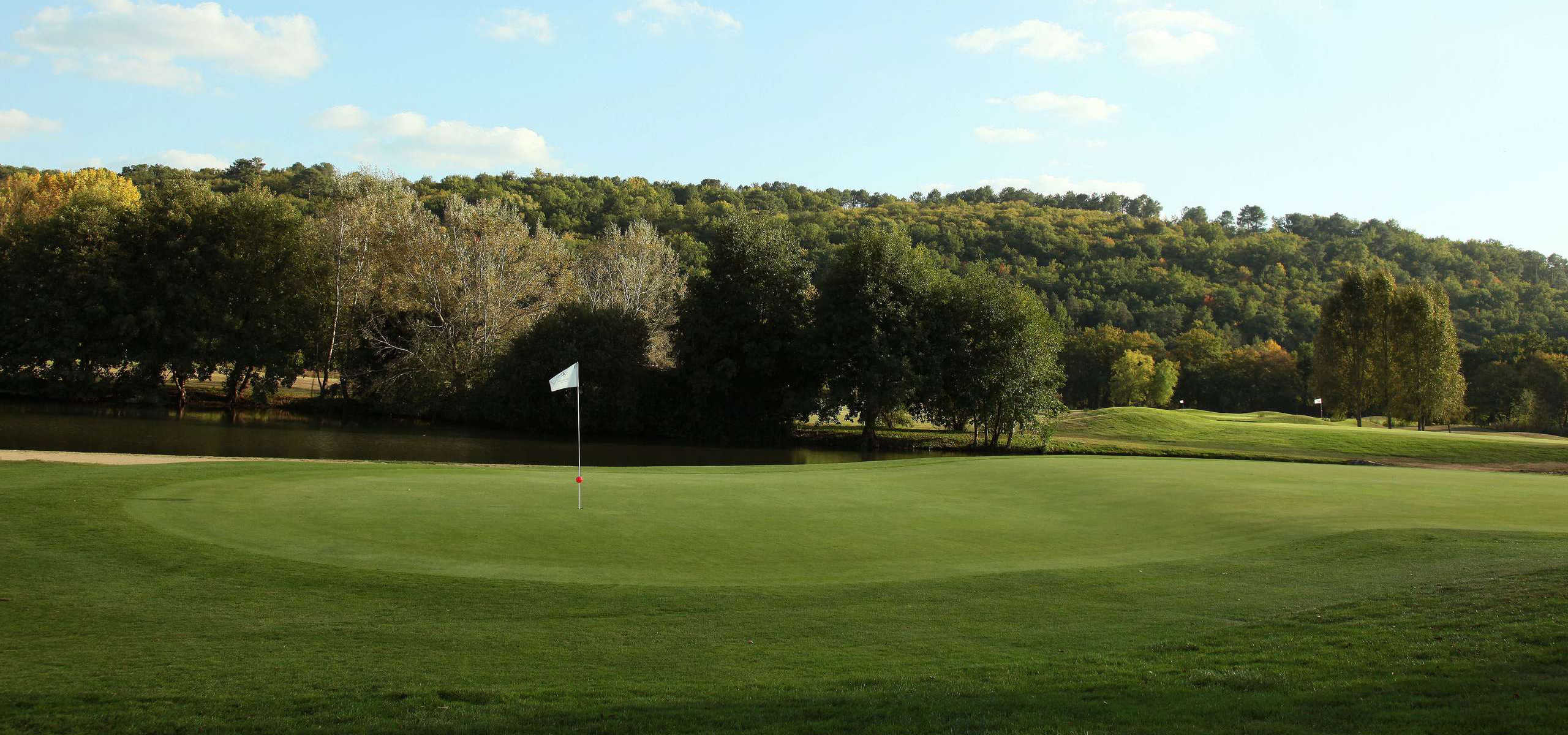 {Golf Club de Périgueux} Distances of the Golf Club de Périgueux