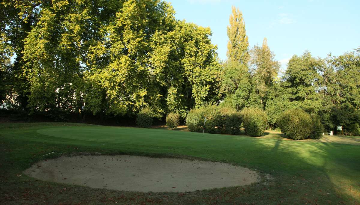 {Golf Club de Périgueux} Les drapeaux de l'école de Golf de Périgueux