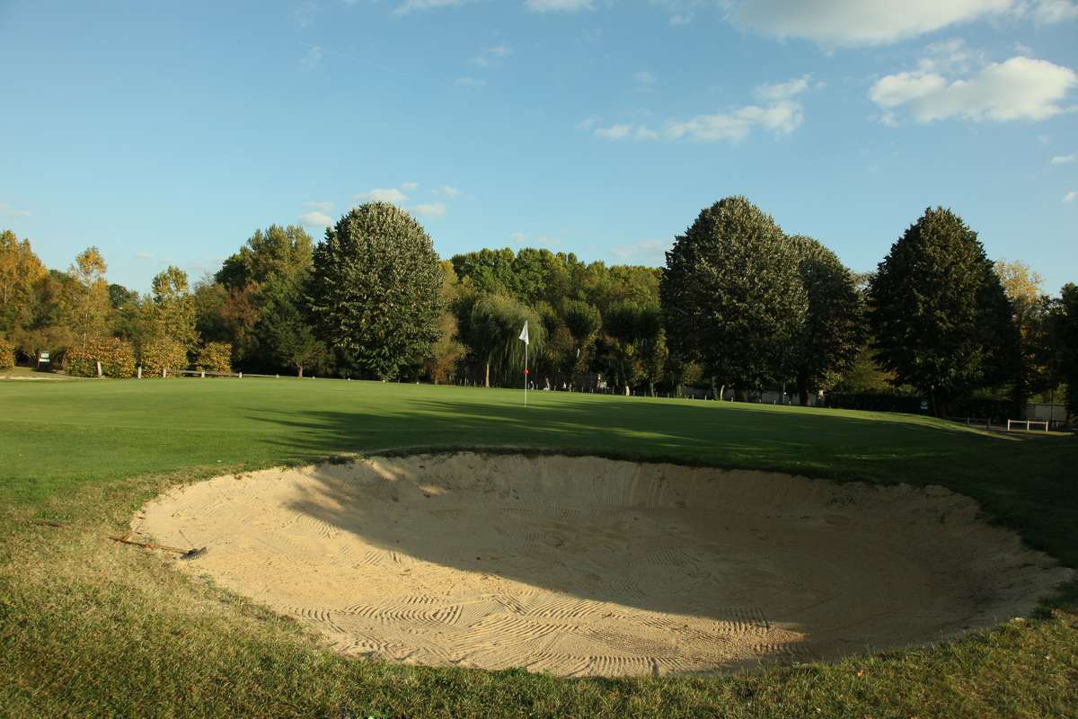 {Golf Club de Périgueux} Groupe découverte 3 à l'école de golf de Périgueux