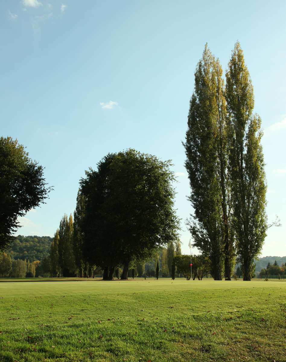 {Golf Club de Périgueux} Groupe découverte 3 à l'école de golf de Périgueux