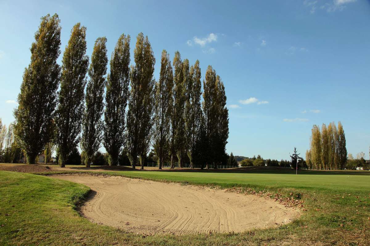 {Golf Club de Périgueux} Les drapeaux de l'école de Golf de Périgueux